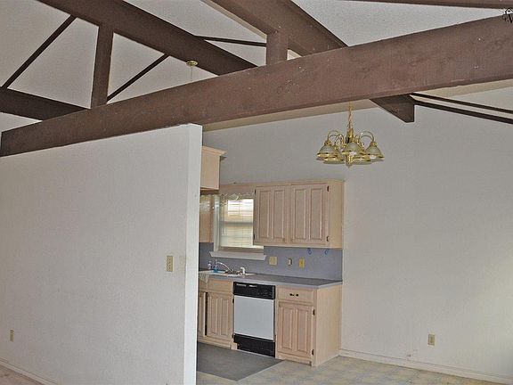 5th image of 2710 Boulder Dr