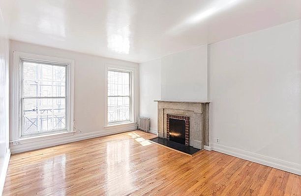 1st image of 222 W 10th St APT 5B