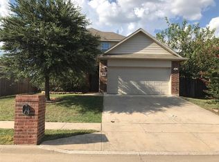 2009 Beacon Way, Fort Worth, TX 76140