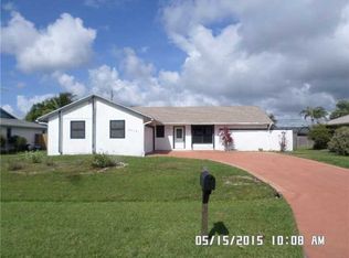 2018 SE Camilo St, Port Saint Lucie, FL 34952