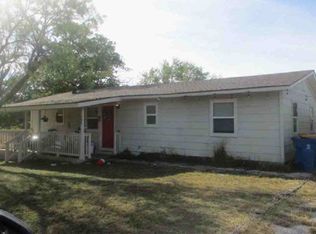 202 Southwood Dr, Granite Shls, TX 78654