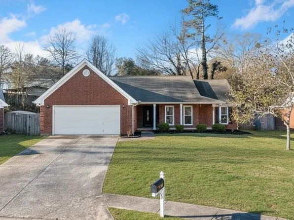 2605 Freemans Walk Dr, Dacula, GA 30019