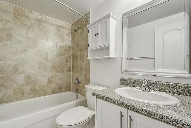 20 Shallmar Blvd — Photo 10