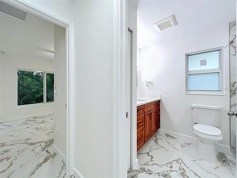 11148 Pinewood Cove Ln — Photo 41
