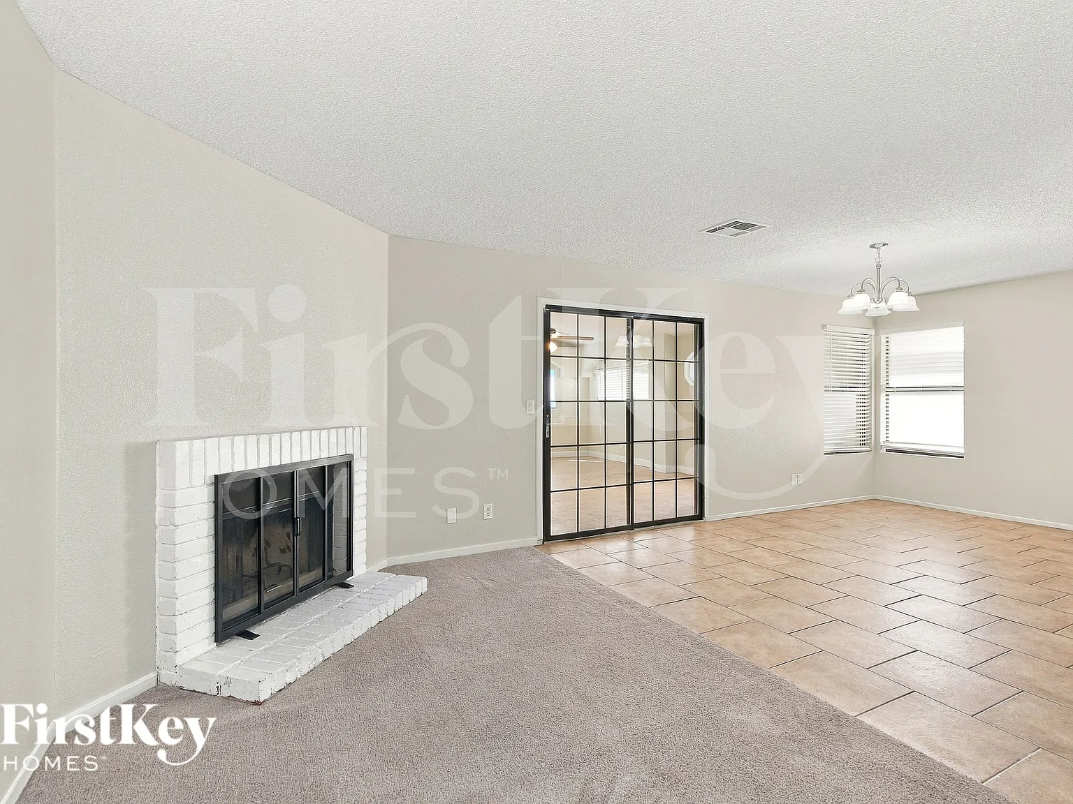 4 bed, 2.5 bath, 2607 sqft, $2,470 — Photo 3