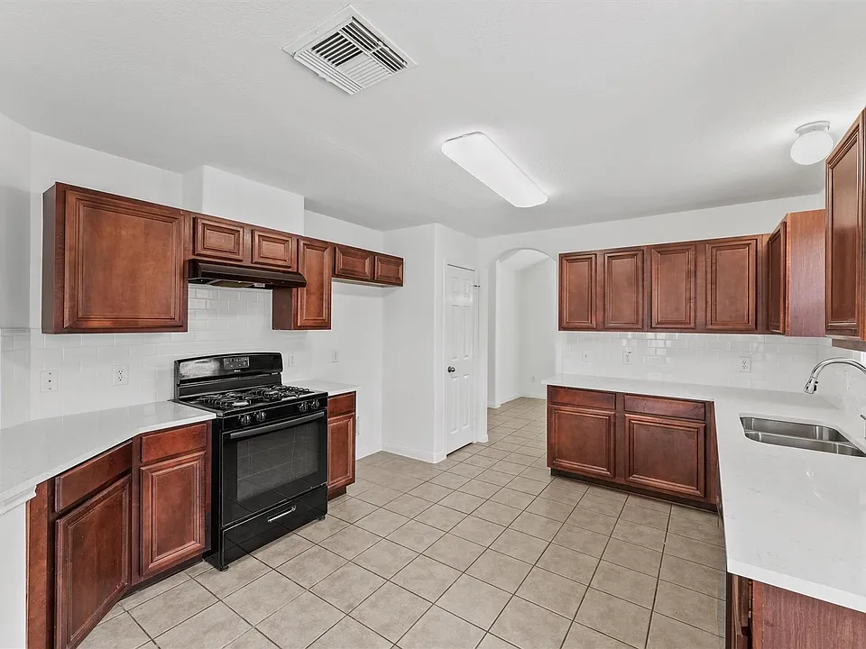 25107 Clover Ranch Dr