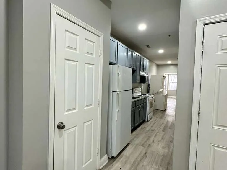 1918 N Charles St #2 — Photo 1