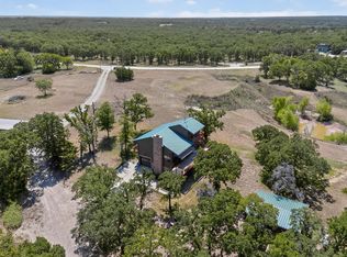 438 Jay Kelley Ln, Sunset, TX 76270