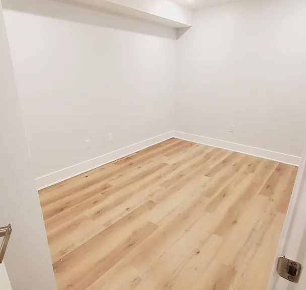 3852 W Girard Ave — Photo 12