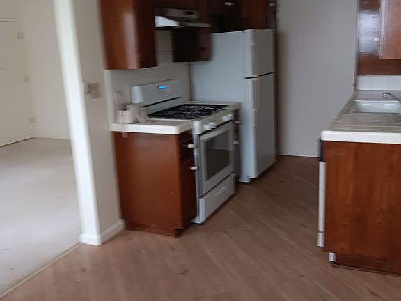 2nd image of 1535 S Westgate Ave APT 6