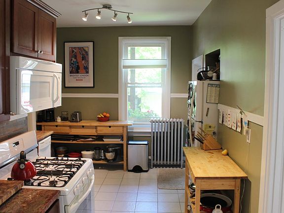 4th image of 4903 N Hoyne Ave APT 1