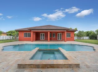 27702 SW 152nd Ct, Homestead, FL 33032