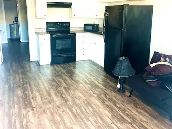 2210 E 17th St, Panama City, FL 32405