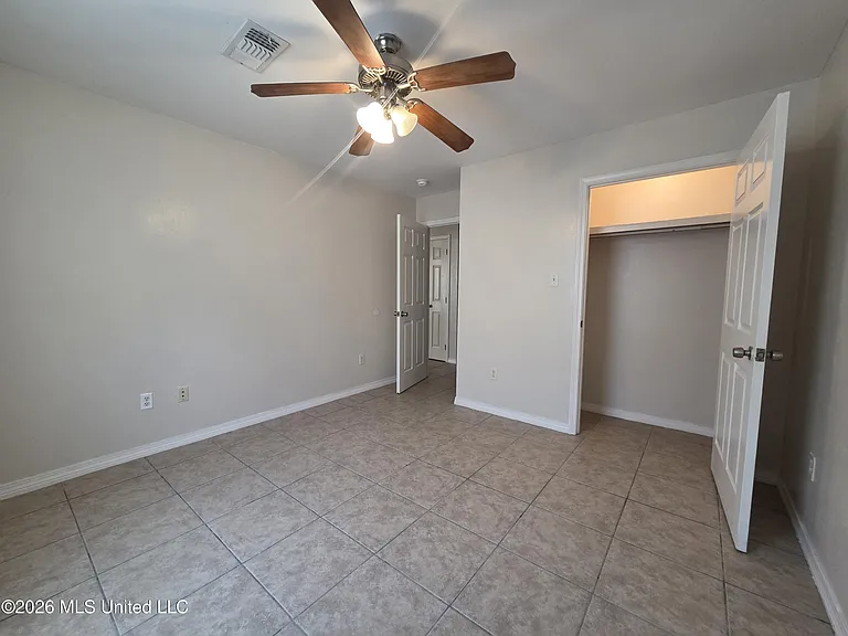 8430 Jeff Davis Dr — Photo 8
