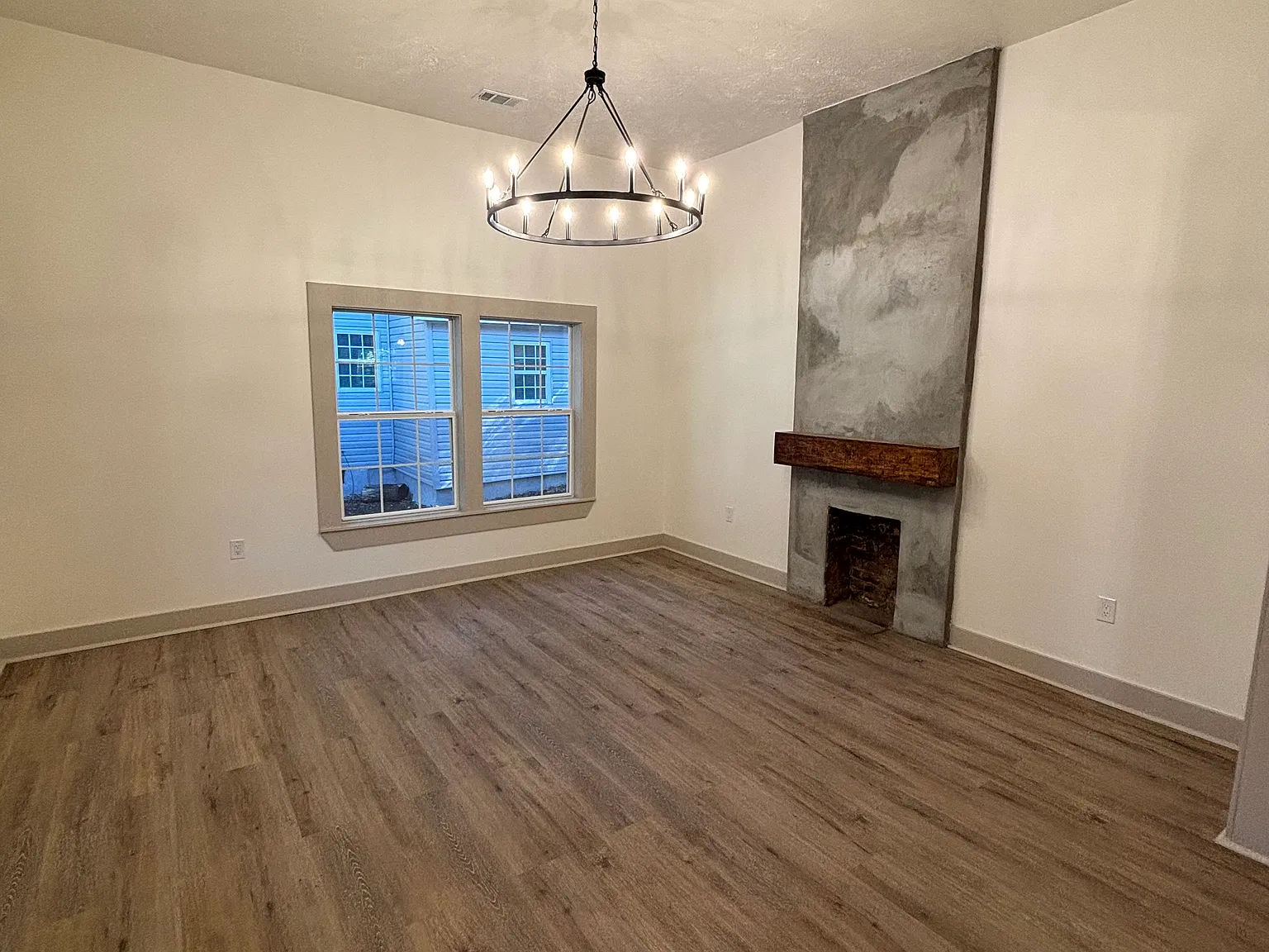 3 bed, 1493 sqft, $1,600 — Photo 3