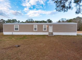 15 Carl Giles Rd, Glenmora, LA 71433