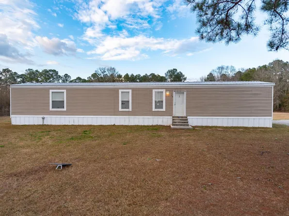 15 Carl Giles Rd, Glenmora, LA 71433