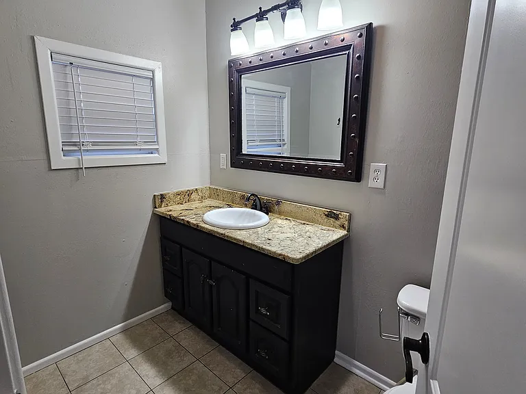 2625 Bennett Dr — Photo 5