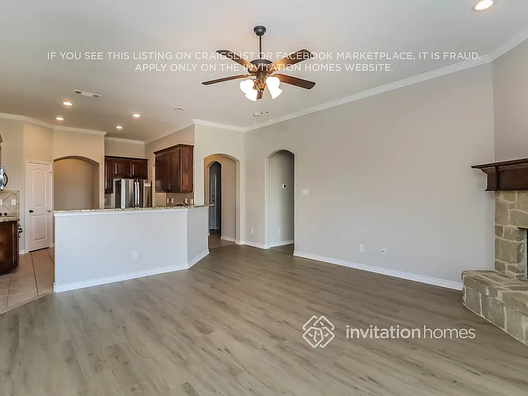 1155 Rosemary Ct — Photo 5
