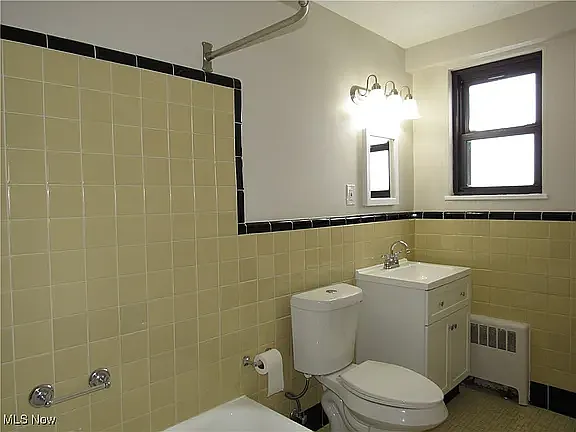 11720 Edgewater Dr #907 — Photo 18