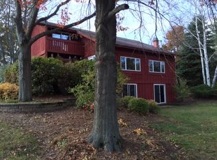 4813 Mount Thabor Rd, Woodstock, IL 60098