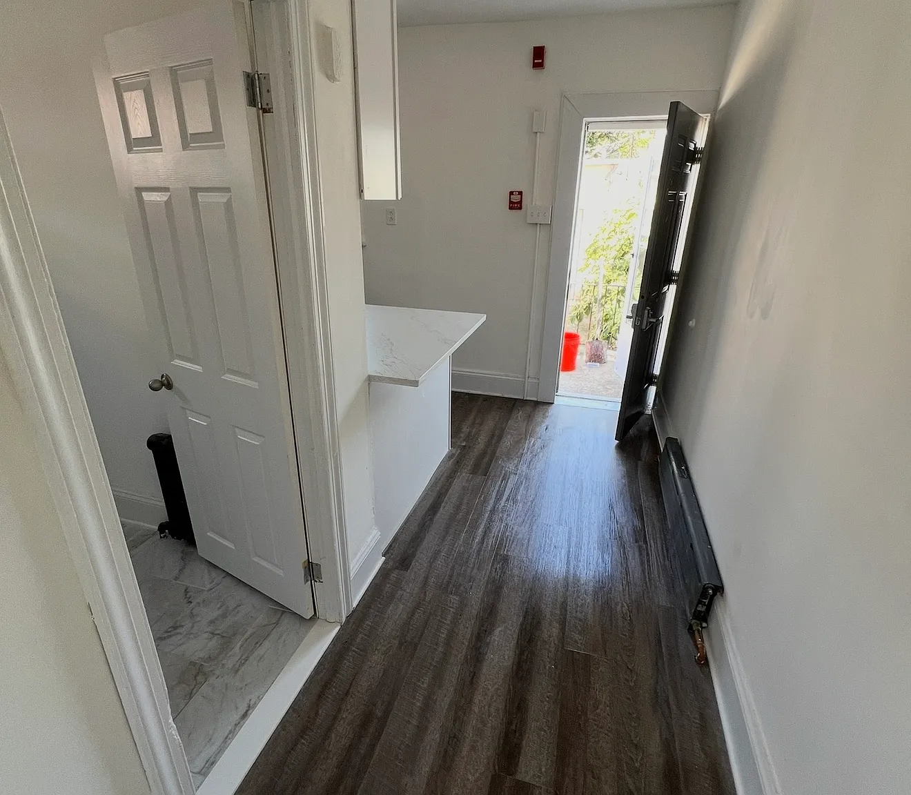 Studio, $1,050 — Photo 4