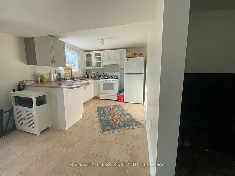 15 Bingham St — Photo 4