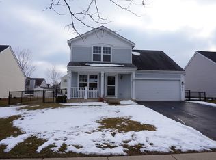 1027 Golden Oaks Pkwy, Aurora, IL 60506