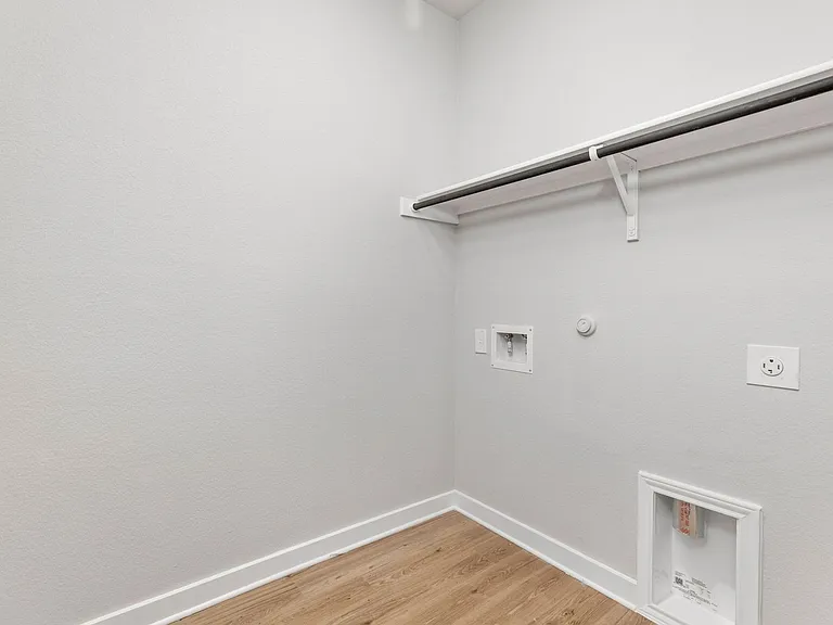 707 Staglin St #A — Photo 15