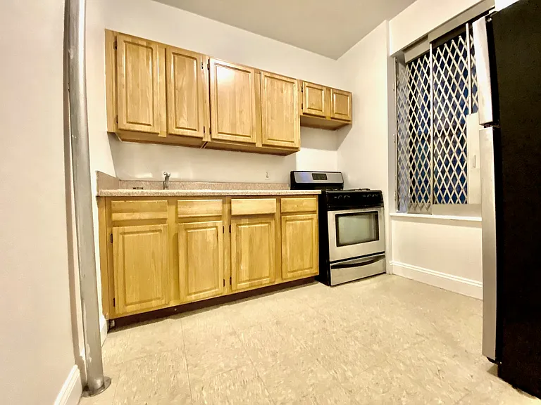 351 Saint Nicholas Ave #21 — Photo 9