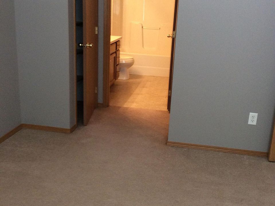 2nd image of 4821 E 41st St APT 207