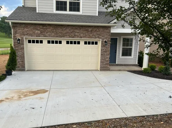 369 Monroe Dr, Bristol, TN 37620