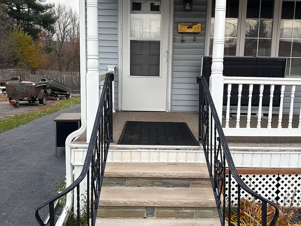 1st image of 133 W Vaughn St #2