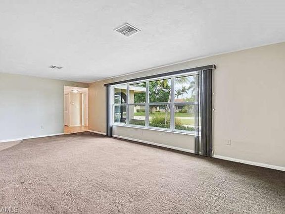 4th image of 1449 Reynard Dr