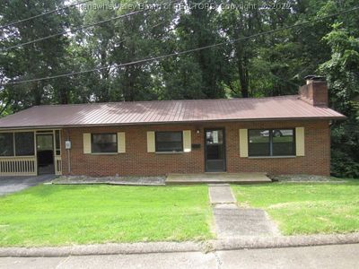 2325 S Walnut St, Saint Albans, WV, 25177