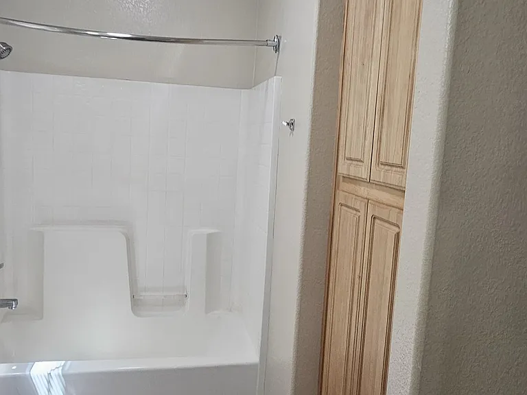 1804 G St — Photo 11