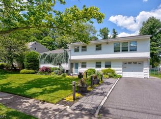26 Redwood Rd, Springfield, NJ 07081