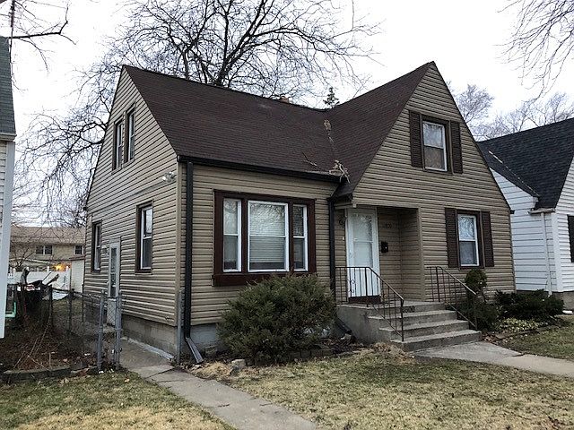2nd image of 14800 Grant St