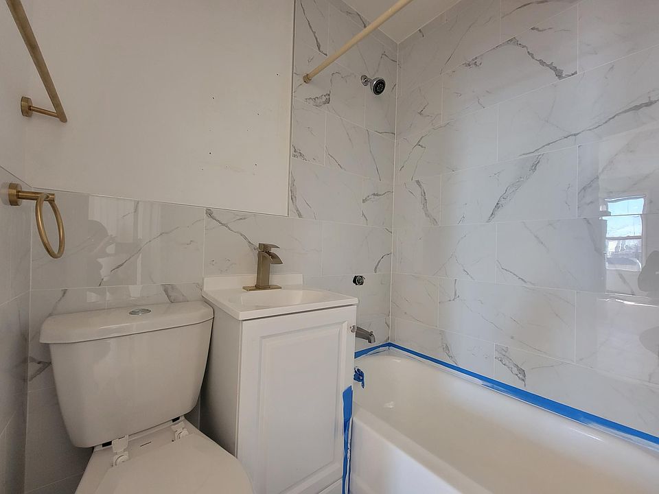 2nd image of 188 South St #12D