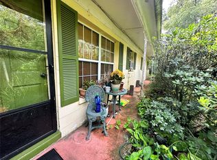 2933 NE 10th Dr, Gainesville, FL 32609