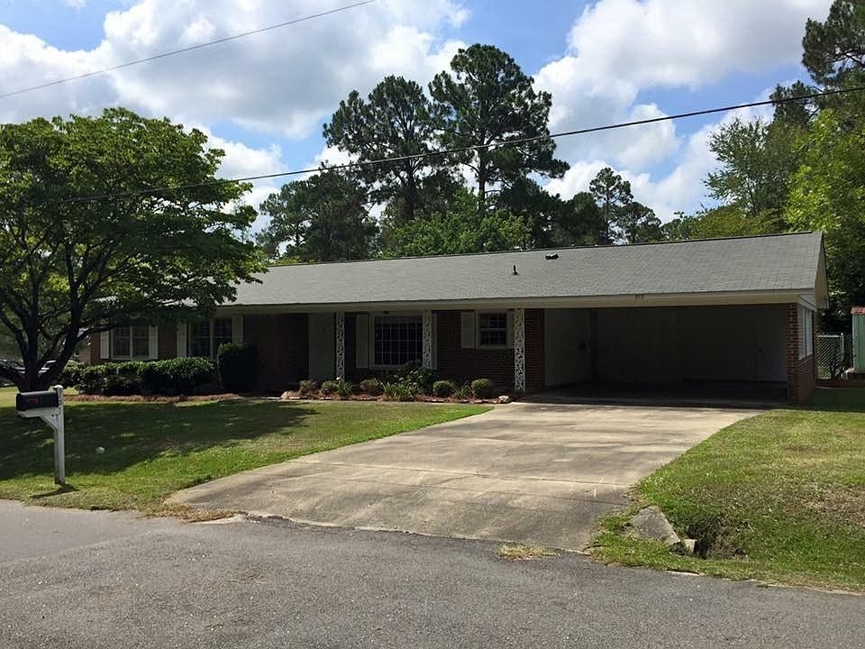 1st image of 813 McLemore Dr