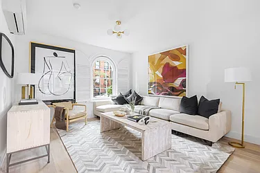 16 Monroe Place in Brooklyn Heights