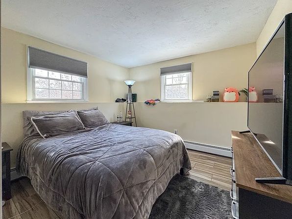 511 Fish Rd #1
