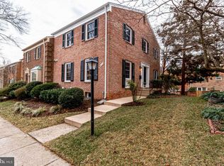 9231 Bailey Ln, Fairfax, VA 22031