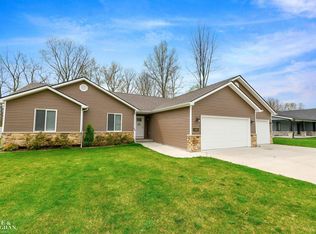 9390 Folkert Rd, Clay, MI 48001