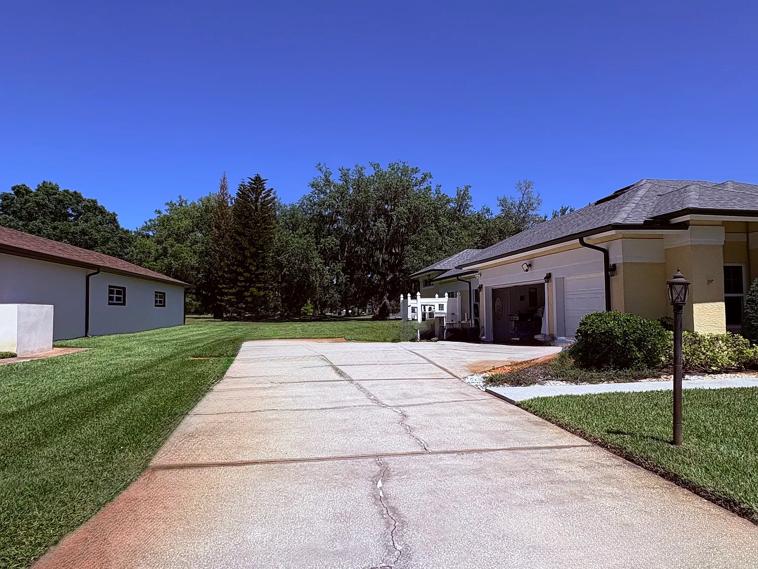 4 bed, 3164 sqft, $4,000 — Photo 3