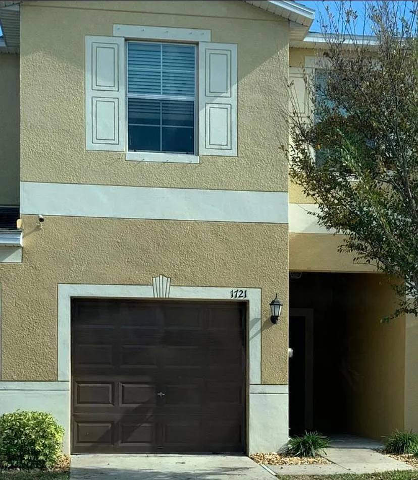 1721 Ivory Goose Pl — Photo 3