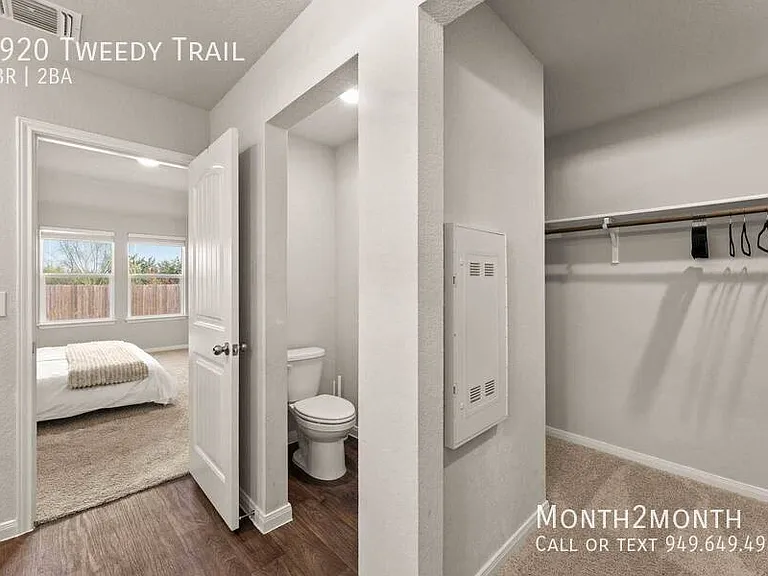 2920 Tweedy Trl — Photo 15