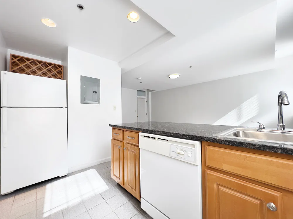 1 bed, 550 sqft, $2,850 — Photo 2
