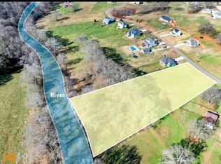 0 Middle Fork Ln, Carnesville, GA 30521